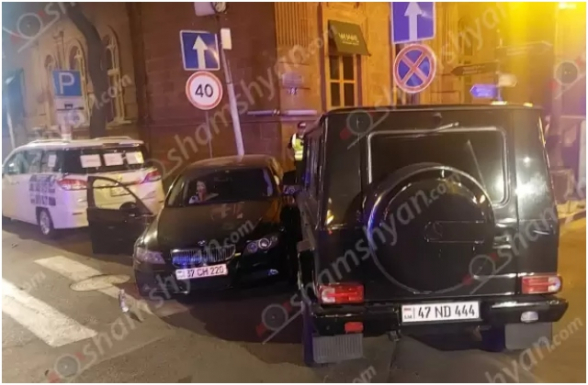 Պուշկին-Աբովյան խաչմերուկում բախվել են «Mercedes G»-ն և «BMW»-ն